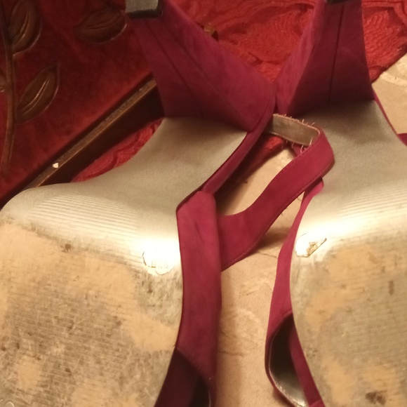 Jessica Simpson women heels, low platform like bottom raspberry color, 9 1/2 - Picture 3 of 8